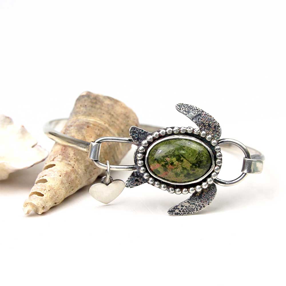 Jewellery by Toni-Maree handmade Silver Turtle Bangle