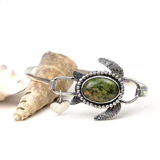 Jewellery by Toni-Maree handmade Silver Turtle Bangle