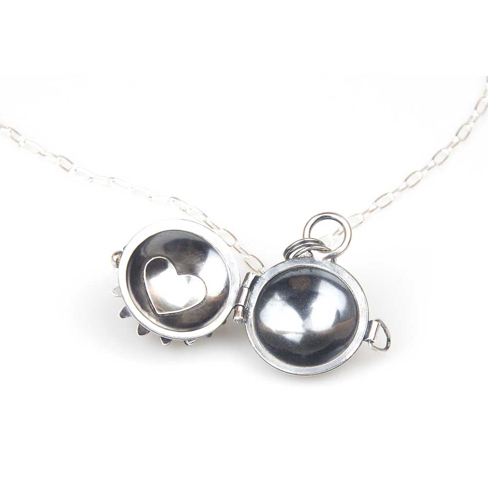Daisy Days Keepsake Locket